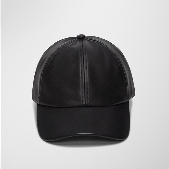 Aritzia Accessories - ARITZIA COMMUNITY LEATHER BASEBALL CAP